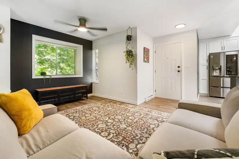 106 1750 MCKENZIE ROAD - photo 4 of 32