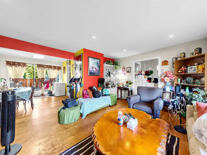 5033 KILLARNEY STREET - photo 3 of 35