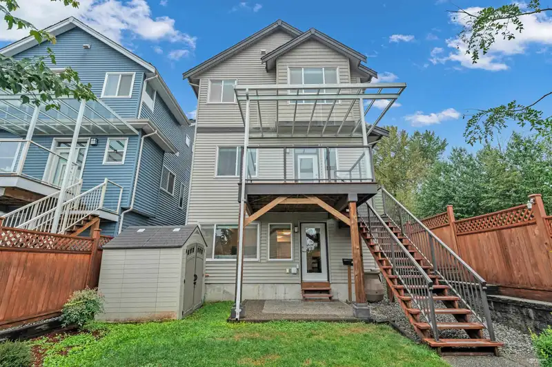 3454 ROXTON AVENUE - photo 3 of 40