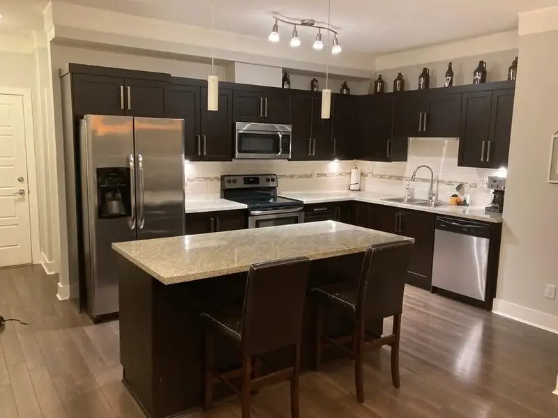 309 20630 DOUGLAS CRESCENT - photo 2 of 10