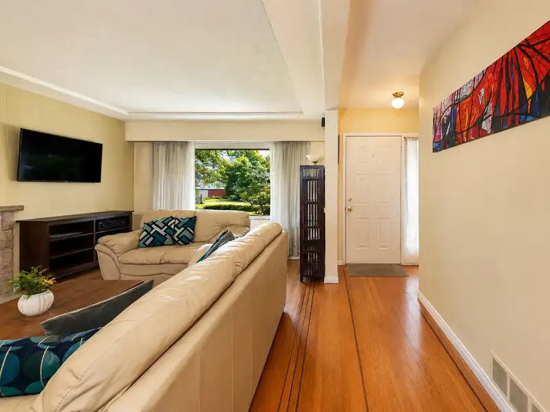 8259 10TH AVENUE - photo 4 of 36
