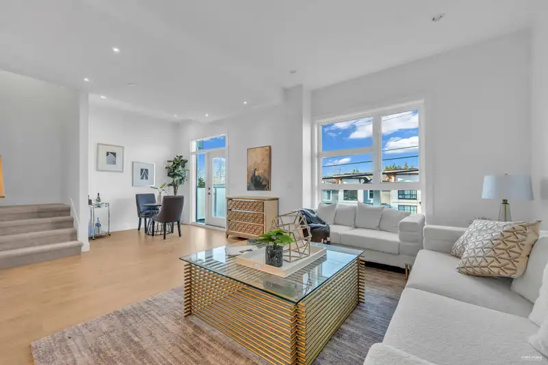 13618 232ST STREET - photo 4 of 38
