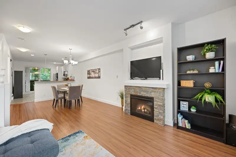 101 2979 156 STREET - photo 4 of 35