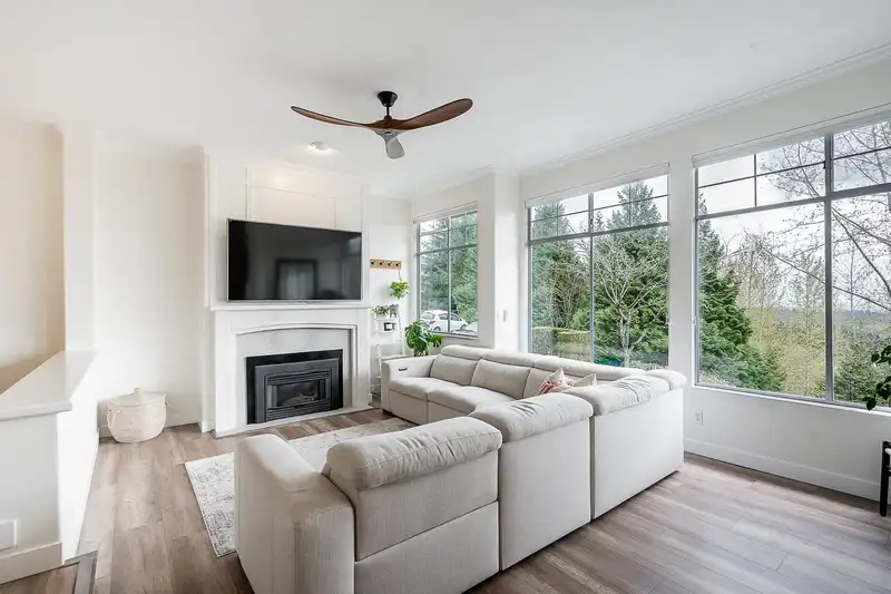 7 2979 PANORAMA DRIVE - photo 3 of 36