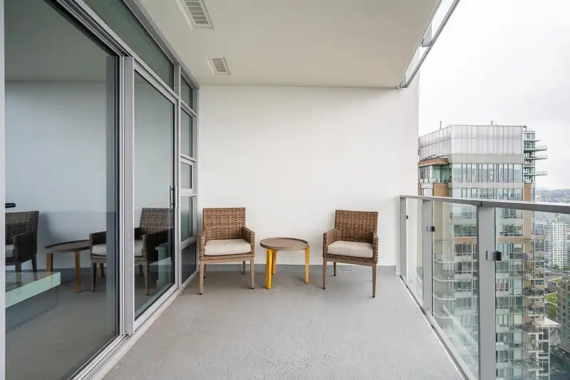 3310 1289 HORNBY STREET - photo 2 of 33