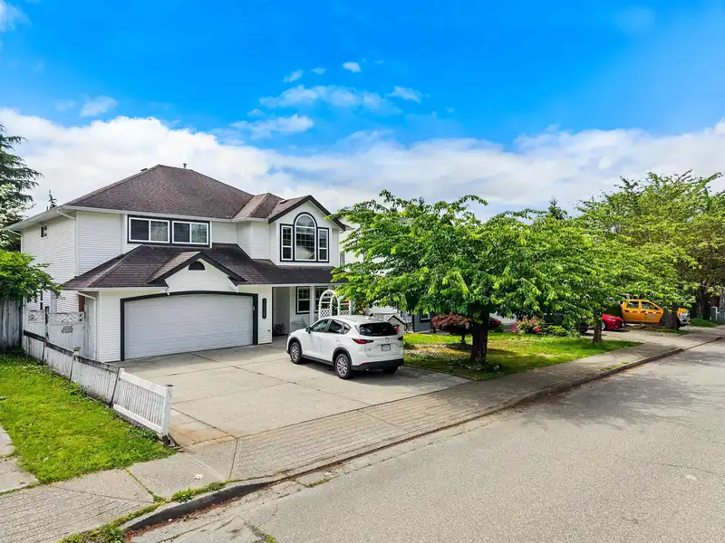 33726 BEST AVENUE - photo 1 of 36