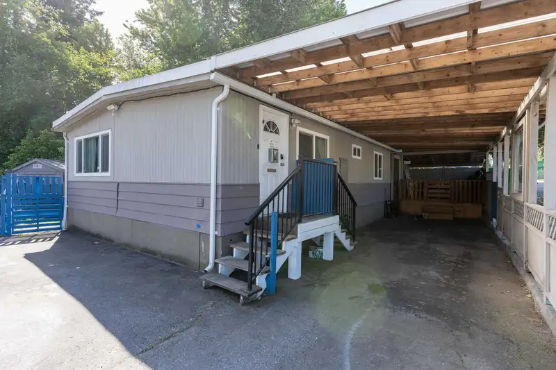 44 13650 80 AVENUE - photo 4 of 28