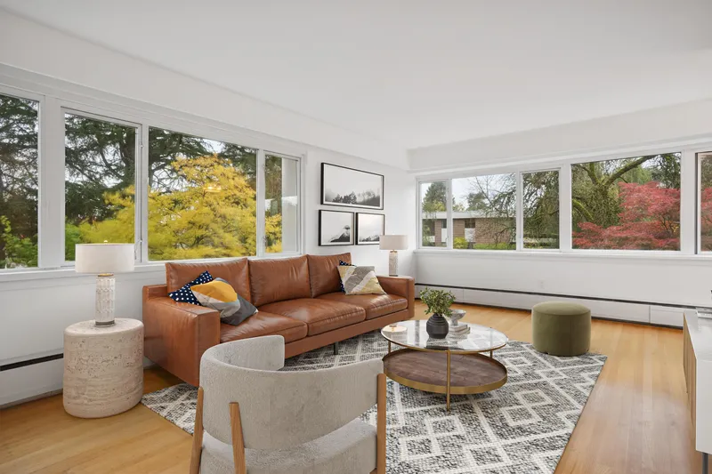 103 6026 TISDALL STREET - photo 1 of 13