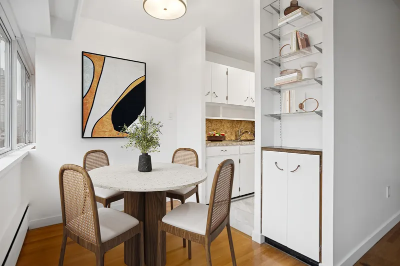 103 6026 TISDALL STREET - photo 3 of 13