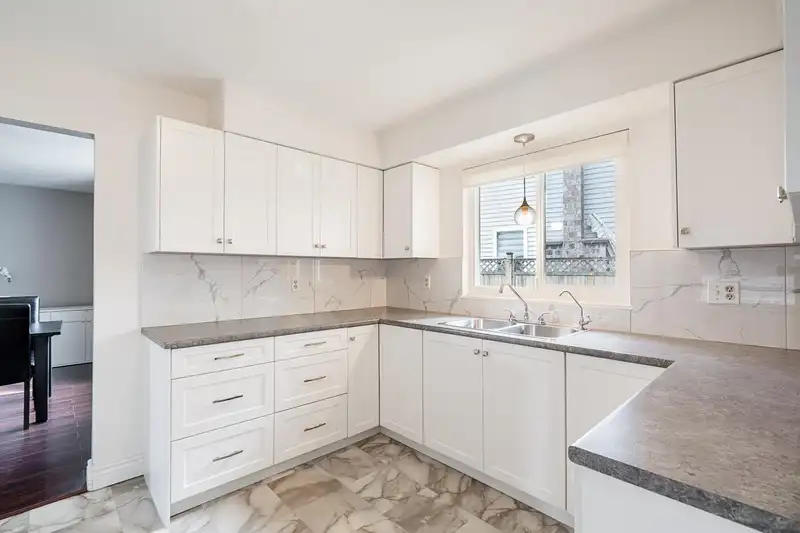 12946 66A AVENUE - photo 4 of 34