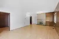 1016 E 18TH AVENUE - thumbnail 4