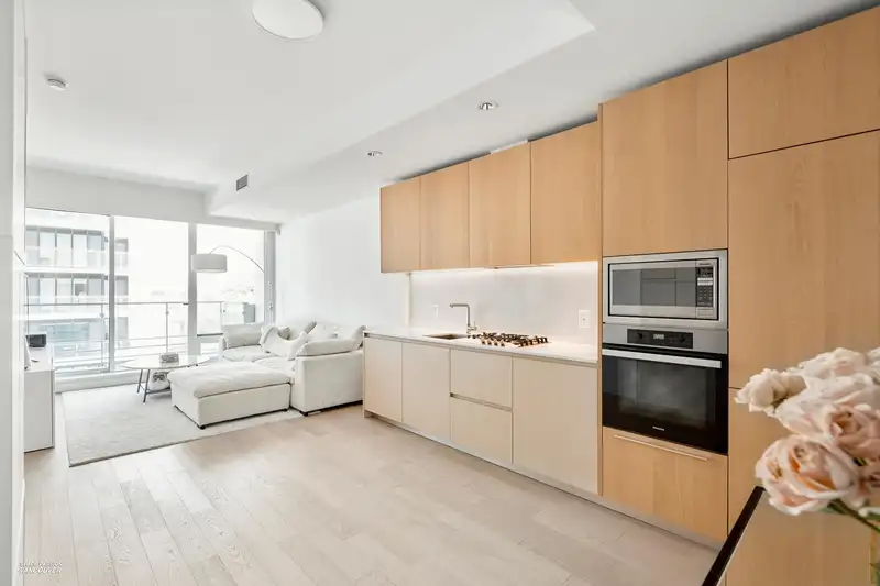 607 6688 PEARSON WAY - photo 3 of 34