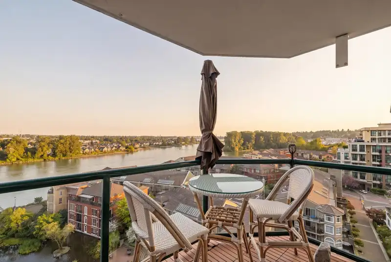 1208 10 LAGUNA COURT - photo 2 of 28