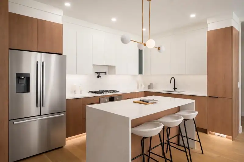 104 901 EDGAR AVENUE - photo 3 of 20