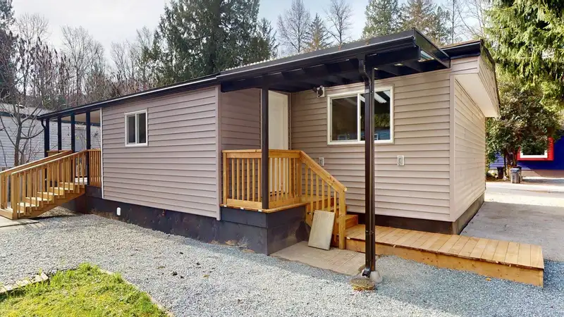 144 1830 MAMQUAM ROAD - photo 3 of 38