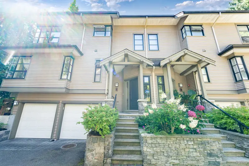 15 3150 SUNNYHURST ROAD - photo 1 of 25