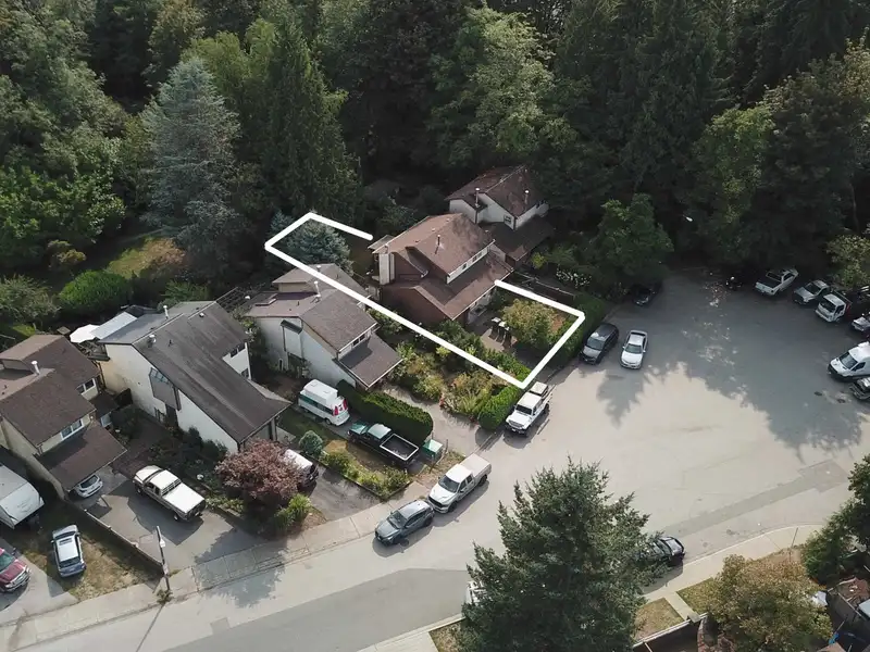 13870 LAUREL DRIVE - photo 3 of 4