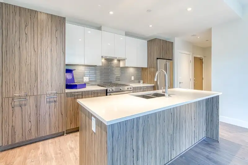107 258 NELSON'S COURT - photo 4 of 4