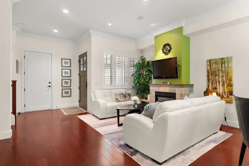 18 3122 160 STREET - photo 4 of 33