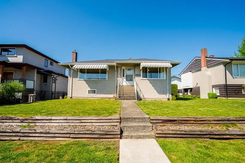 4533 VENABLES STREET - photo 1 of 33