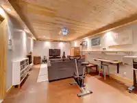 6373 N GALE AVENUE - thumbnail 22