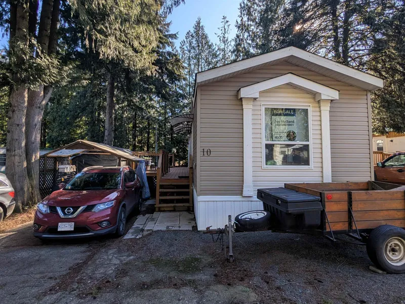 10 52604 YALE ROAD - photo 3 of 25