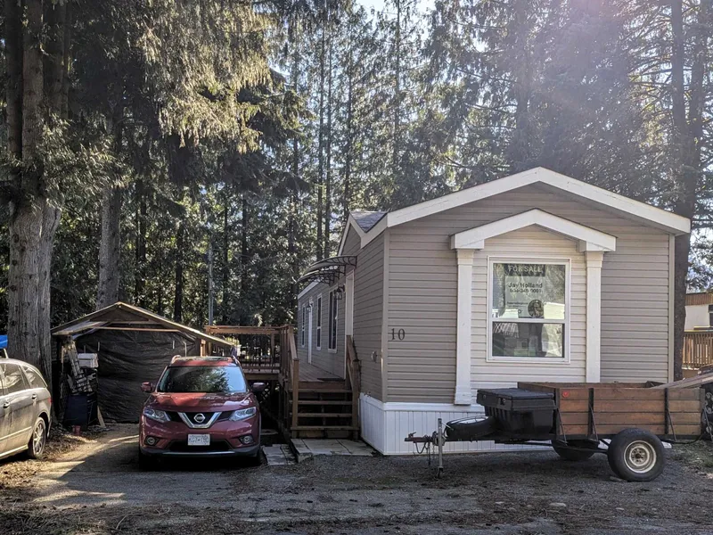 10 52604 YALE ROAD - photo 4 of 25