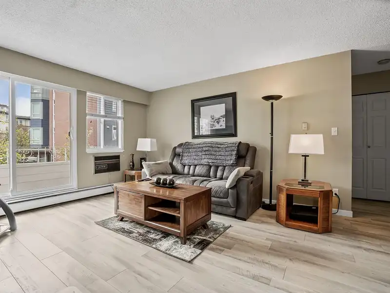 207 12096 222 STREET - photo 4 of 23