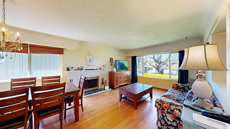 3752 BEATRICE STREET - photo 4 of 20