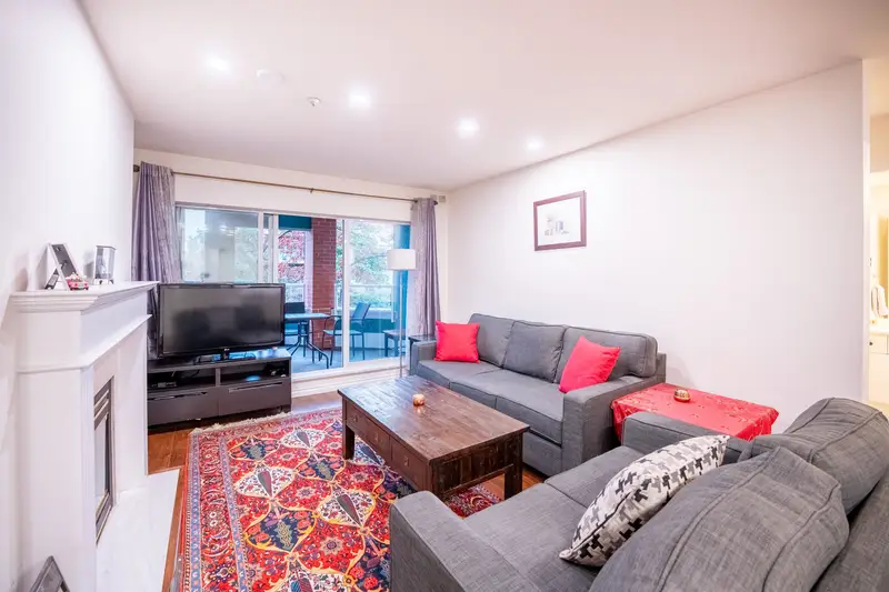 207 128 W 8TH STREET - photo 3 of 25