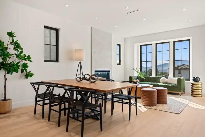 4830 BESSBOROUGH DRIVE - photo 4 of 40
