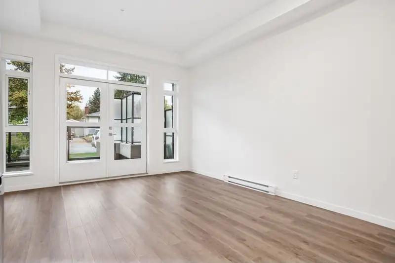 108 14257 103A AVENUE - photo 2 of 26