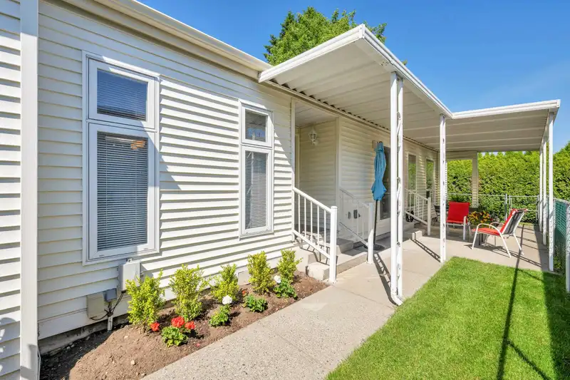 7 2345 CRANLEY DRIVE - photo 4 of 40