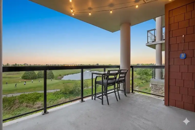 307 5011 SPRINGS BOULEVARD - photo 1 of 39