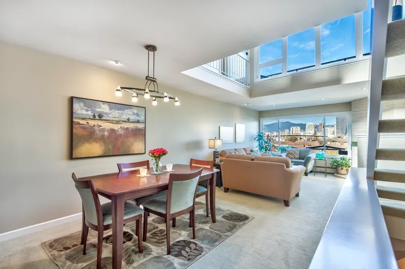 2266 ALDER STREET - photo 2 of 25