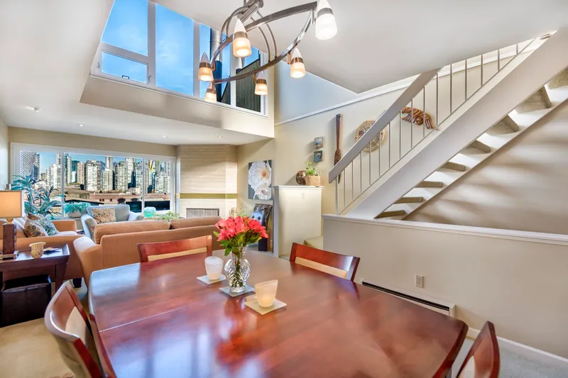 2266 ALDER STREET - photo 4 of 25