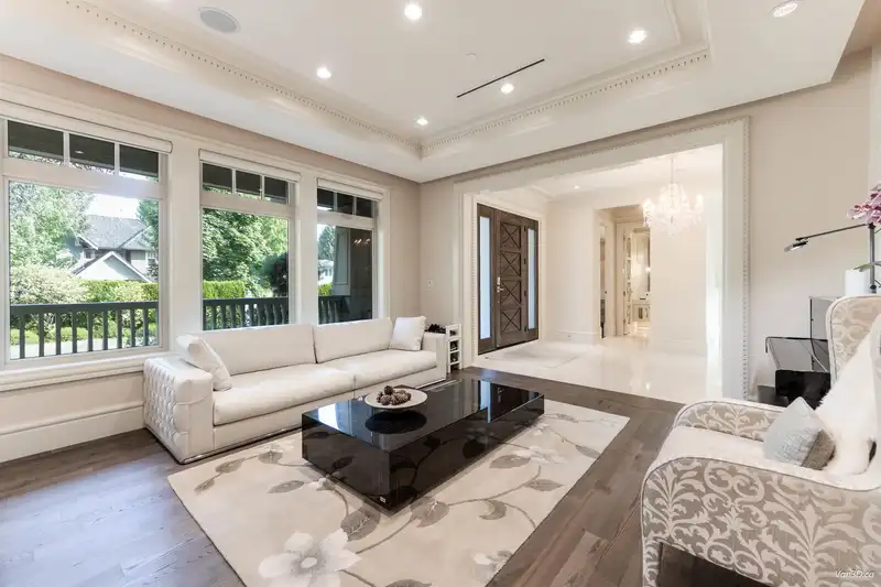 1192 W 39TH AVENUE - photo 3 of 38