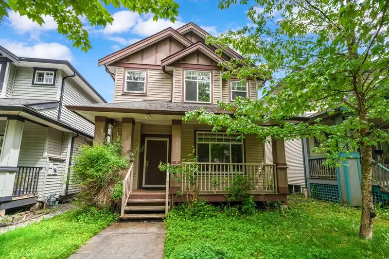 10102 242B STREET - photo 1 of 28