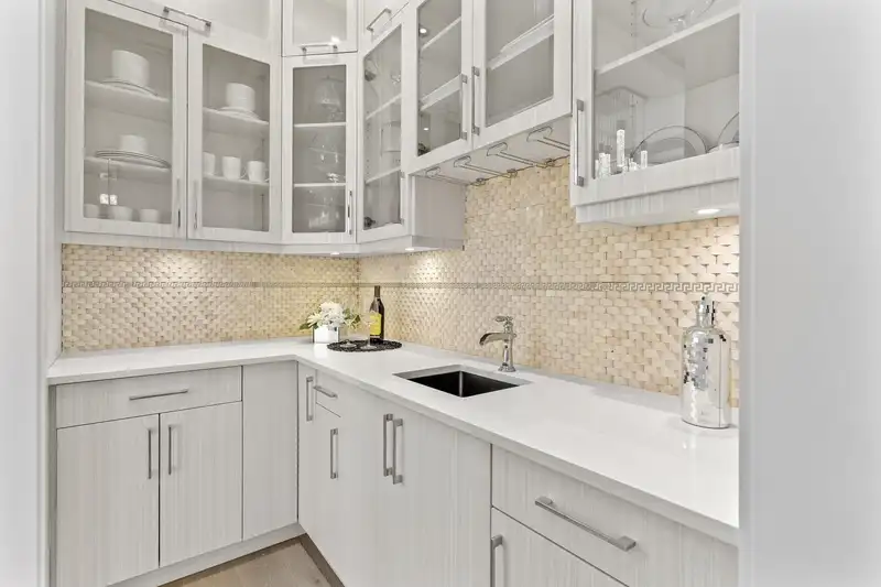 20849 44A AVENUE - photo 3 of 29