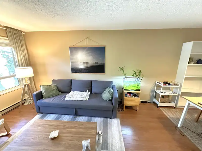 116 7760 MOFFATT ROAD - photo 2 of 18