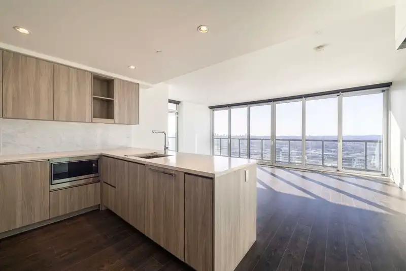4502 4730 LOUGHEED HIGHWAY - photo 2 of 34