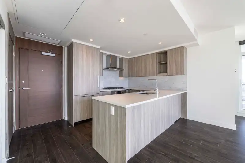 4502 4730 LOUGHEED HIGHWAY - photo 3 of 34