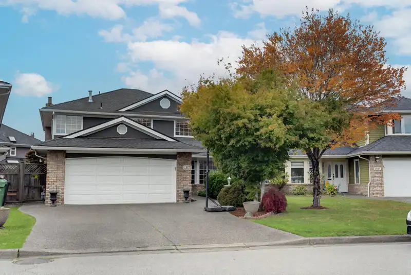 3875 MCKAY DRIVE - photo 2 of 28