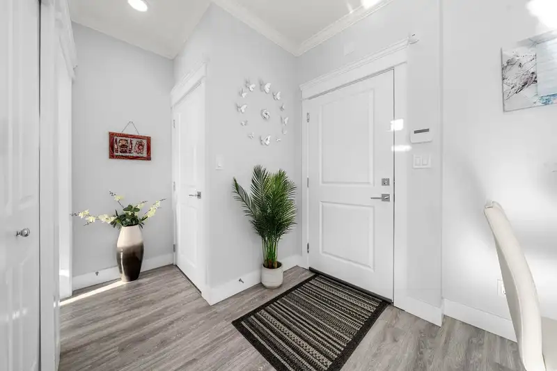 203 2229 ATKINS AVENUE - photo 2 of 20