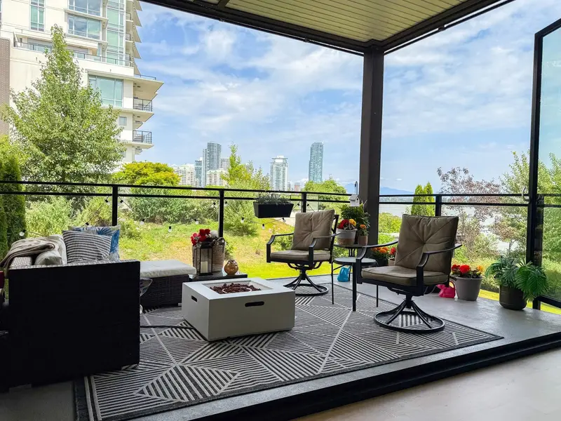 206 220 SALTER STREET - photo 2 of 4