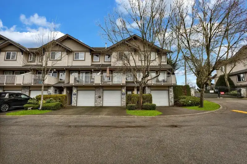 55 8888 151 STREET - photo 1 of 28