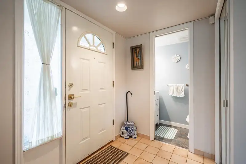 2952 MT SEYMOUR PARKWAY - photo 4 of 28