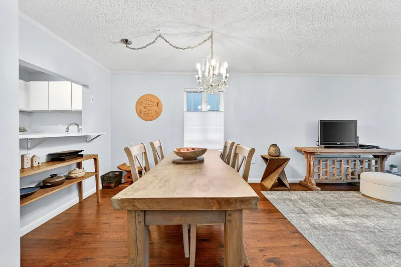 104 1551 W 11TH AVENUE - photo 4 of 25