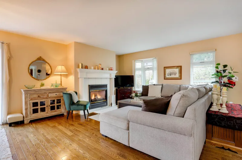 1881 160 STREET - photo 4 of 25