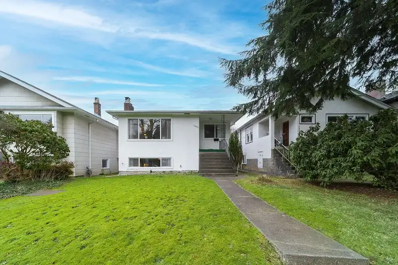 4663 W 15TH AVENUE - photo 1 of 32